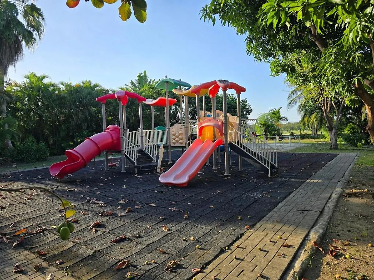 Hibiscus Retreat Villa Banks Holiday home